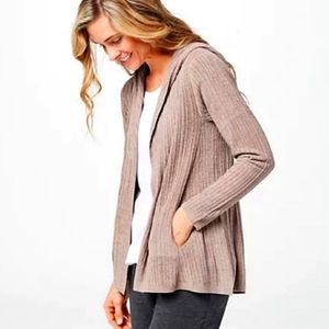 Size L Barefoot Dreams Cozychic Ultra light hooded cardigan